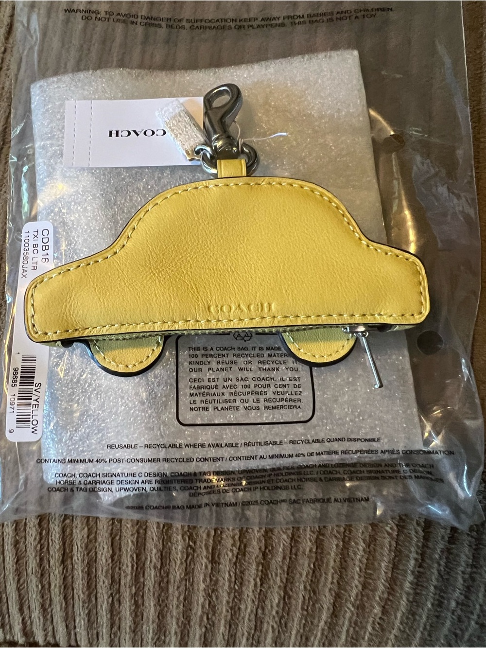 Coach Taxi Bag Charm nwt w/packaging - Picture 2 of 3
